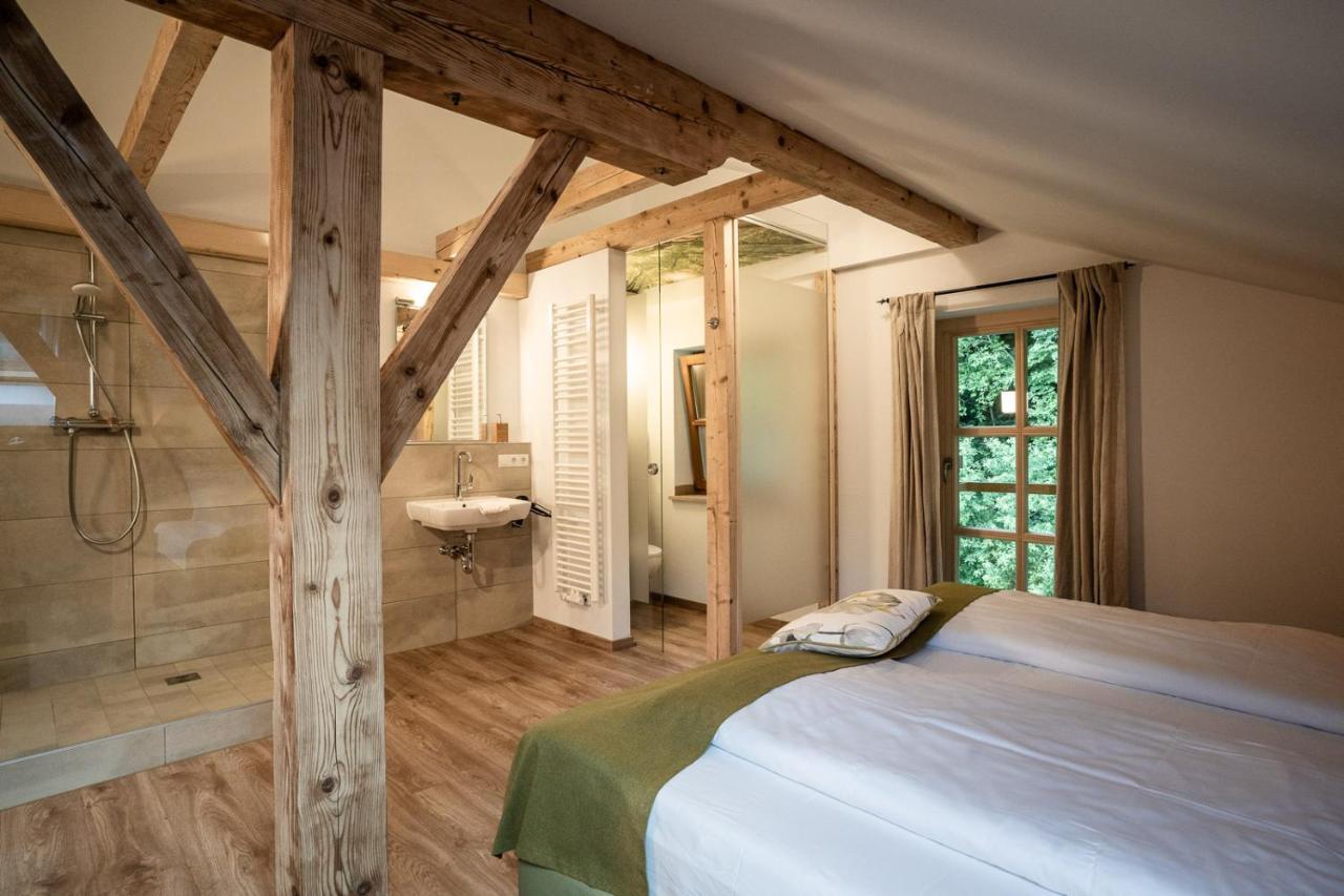 Forstgut - Premium Waldchalets Und Lodge Suiten Реген Экстерьер фото